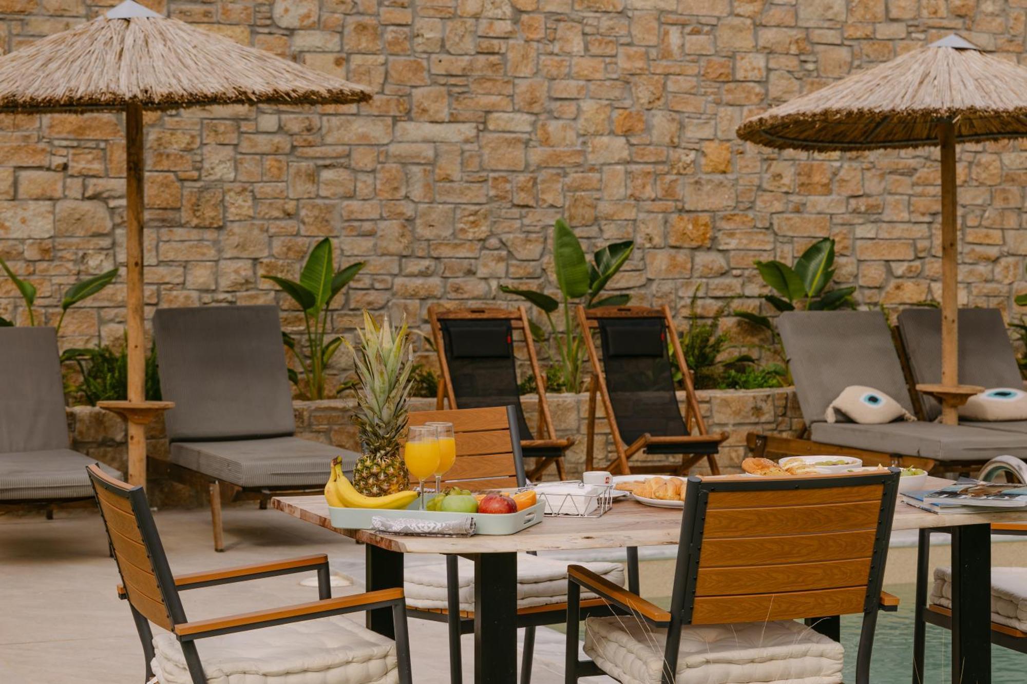 Flamingo View Suites Nea Poteidaia Zewnętrze zdjęcie