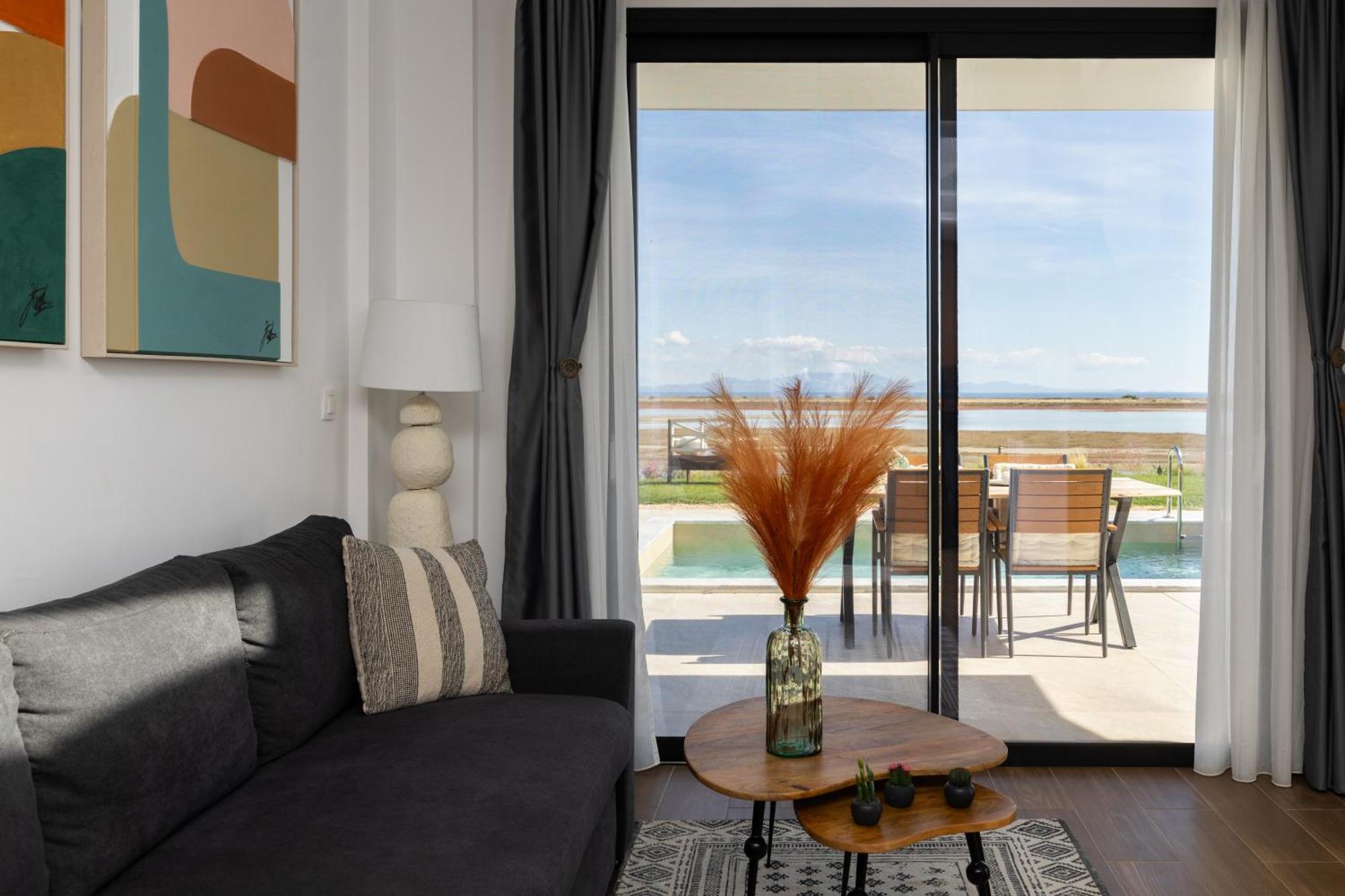 Flamingo View Suites Nea Poteidaia Zewnętrze zdjęcie